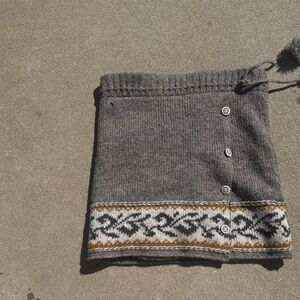 Gray Knit Skirt with Patterned Hem